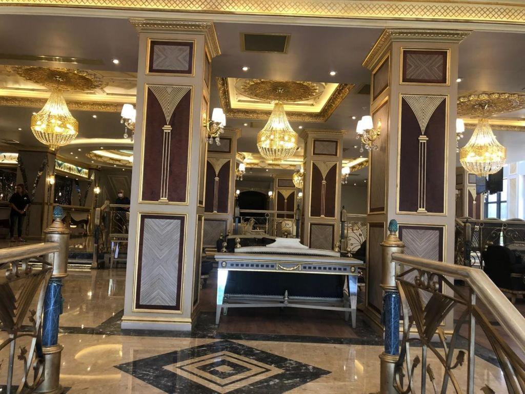 Golden Hill Downtown מלון